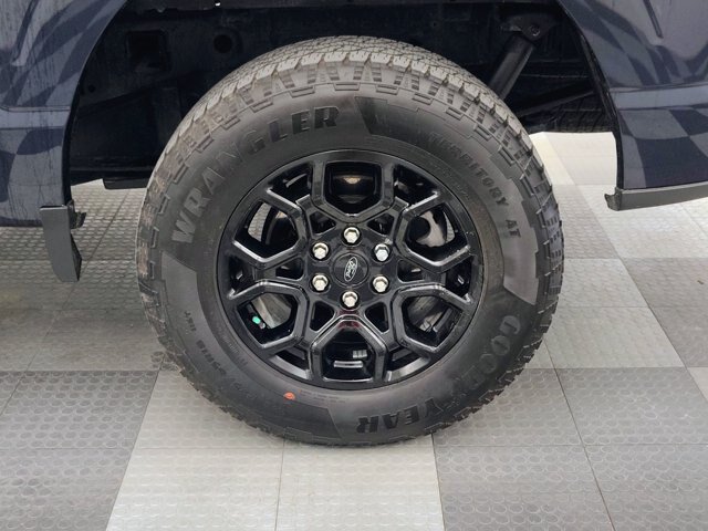 Certified 2024 Ford F150 XLT w/ XLT Black Appearance Package AWD/4WD image 18