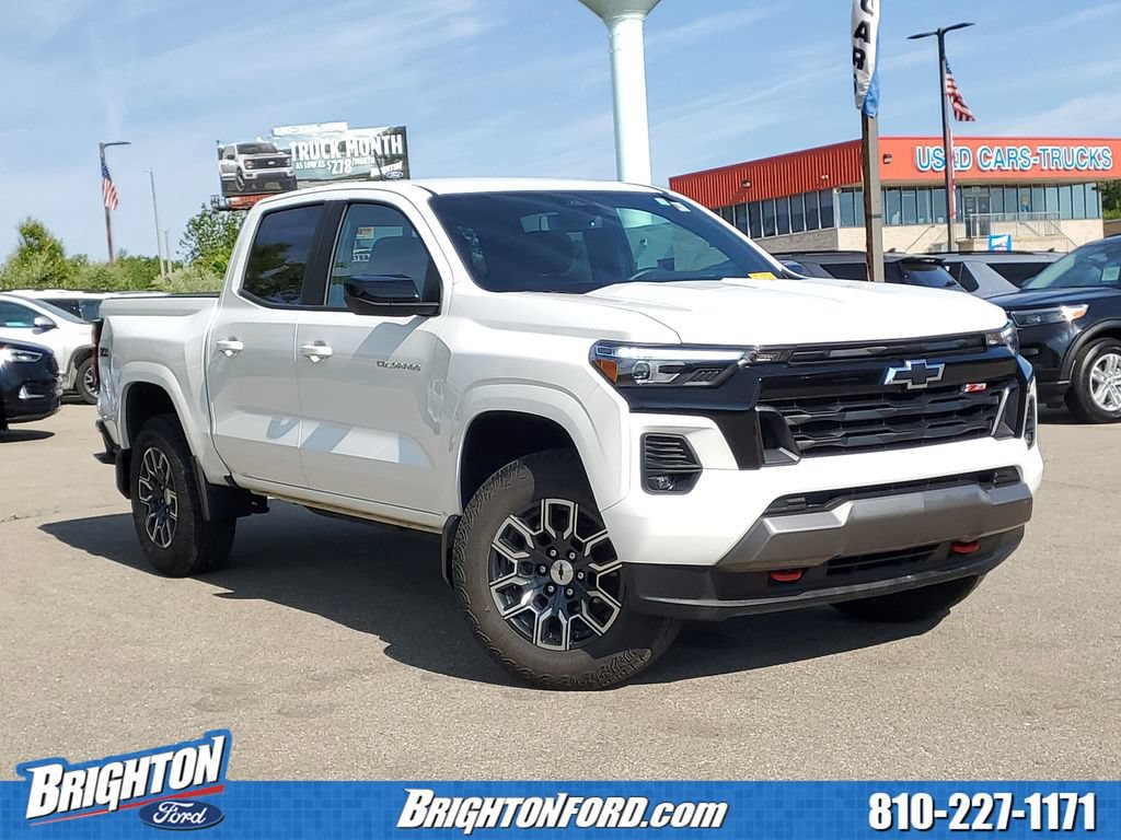 Used 2023 Chevrolet Colorado Z71 w/ Z71 Convenience Package 2
