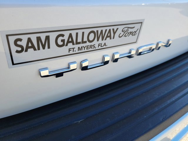 Used 2023 GMC Yukon Denali image 12