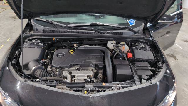 Used 2025 Chevrolet Malibu RS FWD image 28