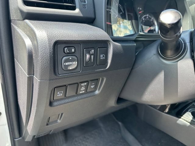 Used 2023 Toyota 4Runner TRD Off-Road Premium w/ Off Road Premium Plus Package AWD/4WD image 18