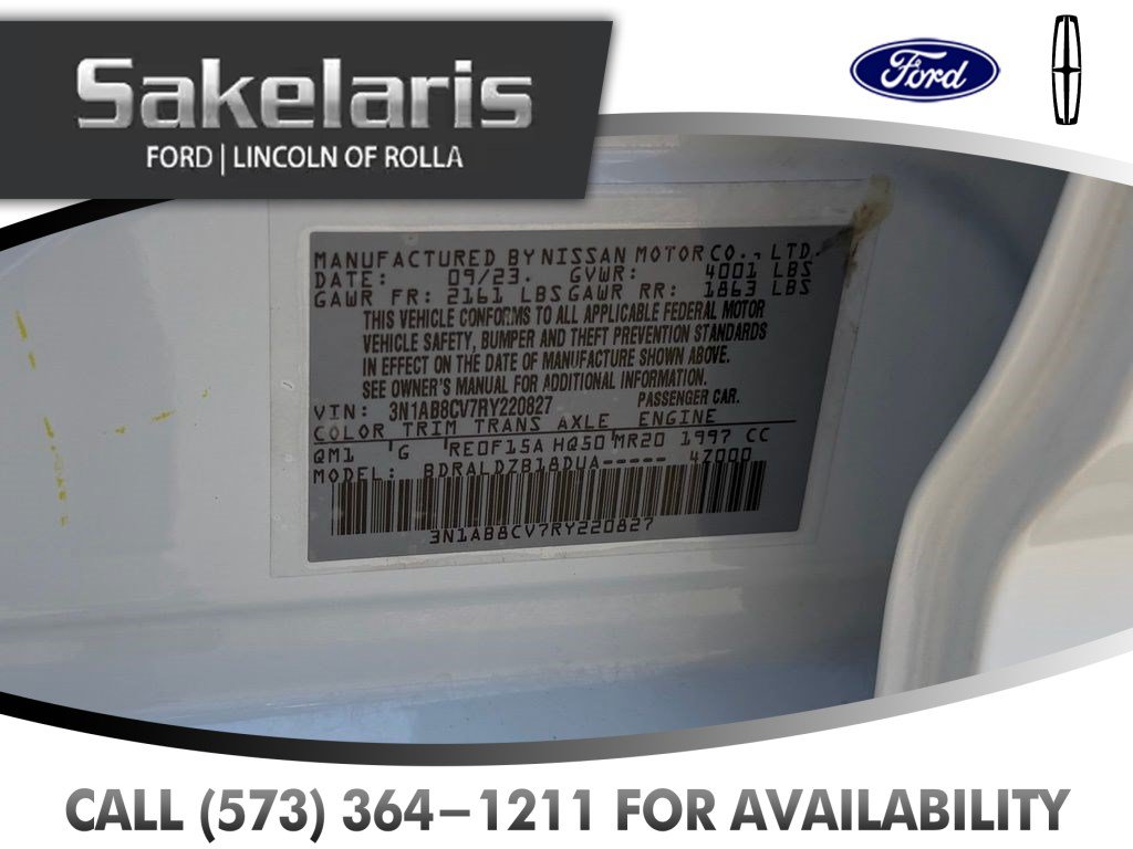 Used 2024 Nissan Sentra SV FWD image 40
