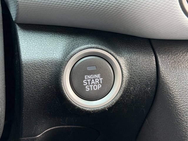 Used 2020 Hyundai Kona SEL Plus AWD/4WD image 30