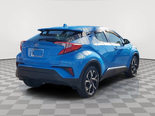 Used 2019 Toyota C-HR XLE image 3