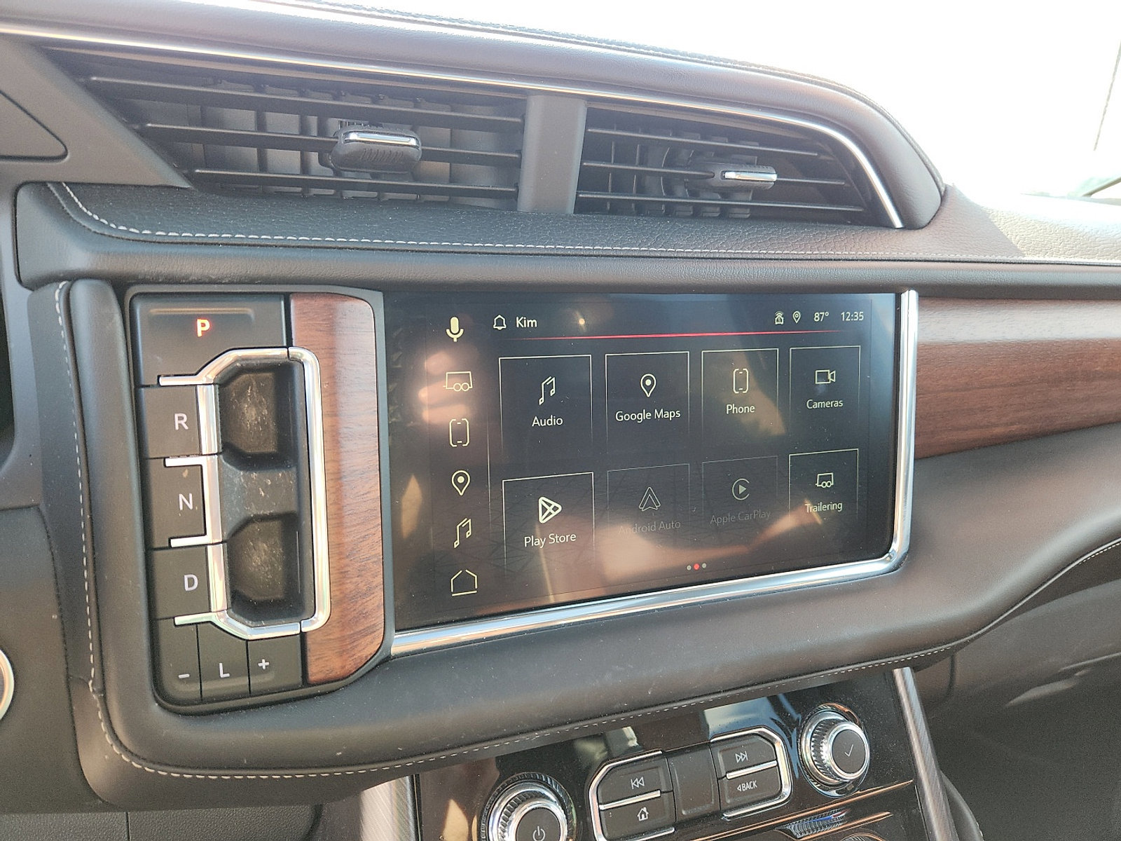 Used 2024 GMC Yukon Denali Ultimate image 12