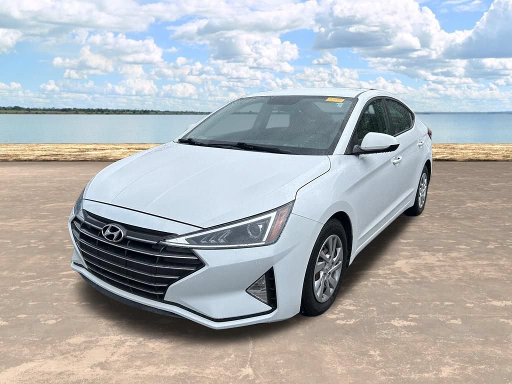 Used 2019 Hyundai Elantra SE FWD image 4
