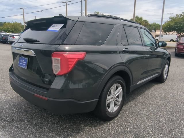 Certified 2024 Ford Explorer XLT RWD image 5