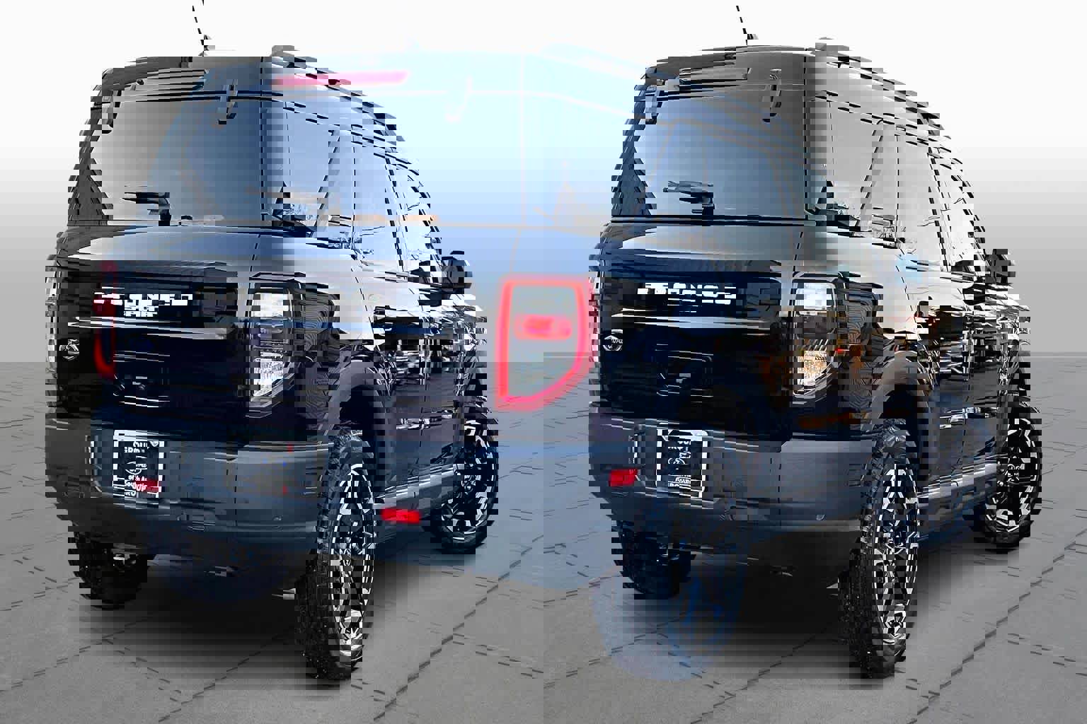 Certified 2024 Ford Bronco Sport Outer Banks image 3