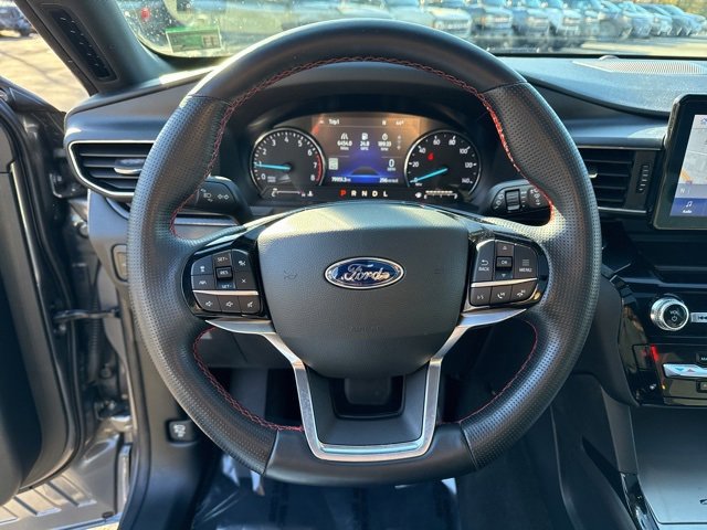 Certified 2022 Ford Explorer ST-Line image 14