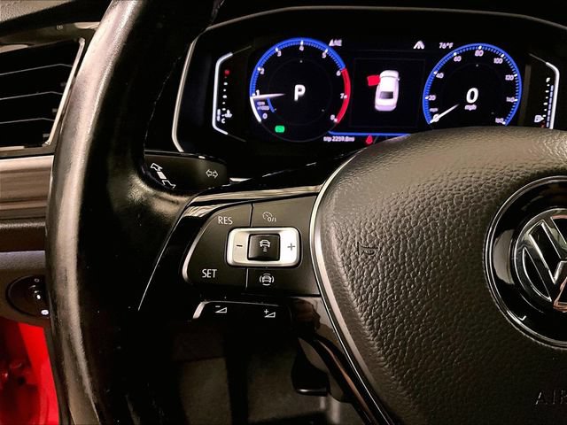 Used 2019 Volkswagen Jetta SEL w/ Cold Weather Package FWD image 17