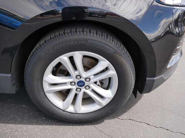 Certified 2020 Ford Edge SEL w/ Convenience Package AWD/4WD image 6