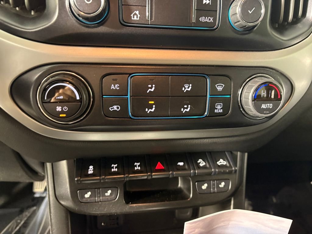 Used 2022 Chevrolet Colorado ZR2 image 20