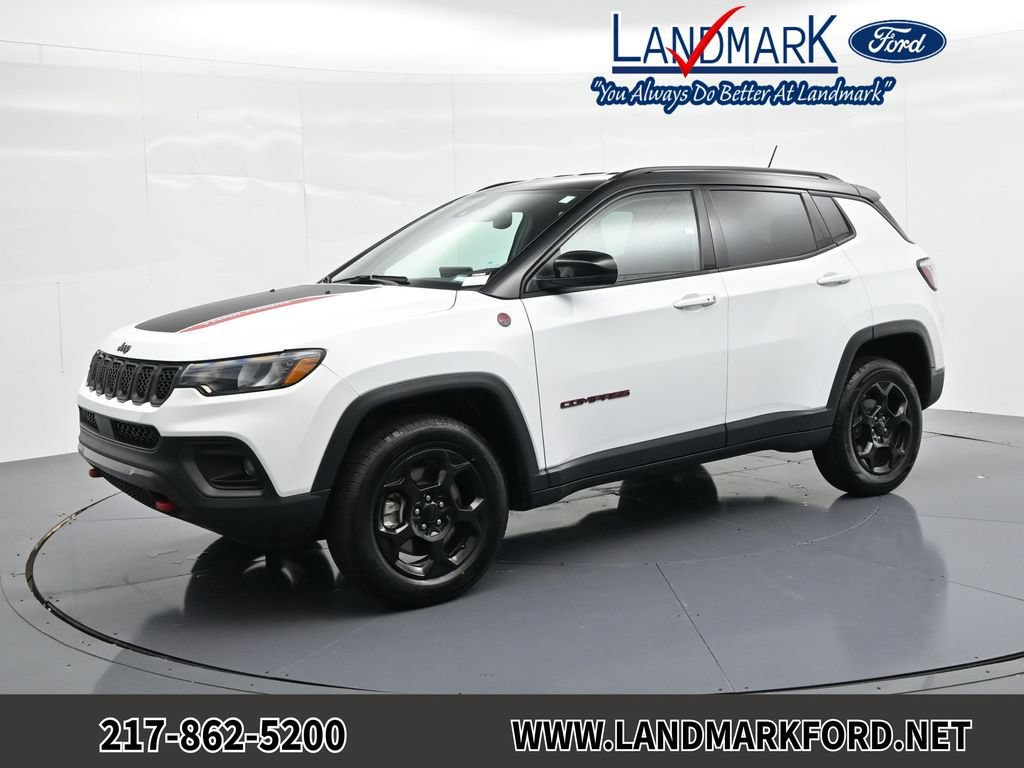 Used 2023 Jeep Compass Trailhawk AWD/4WD image 1