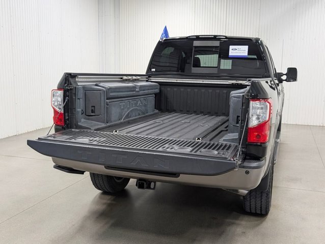 Used 2018 Nissan Titan Platinum Reserve w/ Platinum Utility Package AWD/4WD image 24