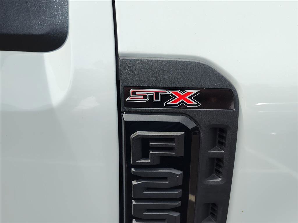 Certified 2024 Ford F250 XL w/ STX Appearance Package AWD/4WD image 8