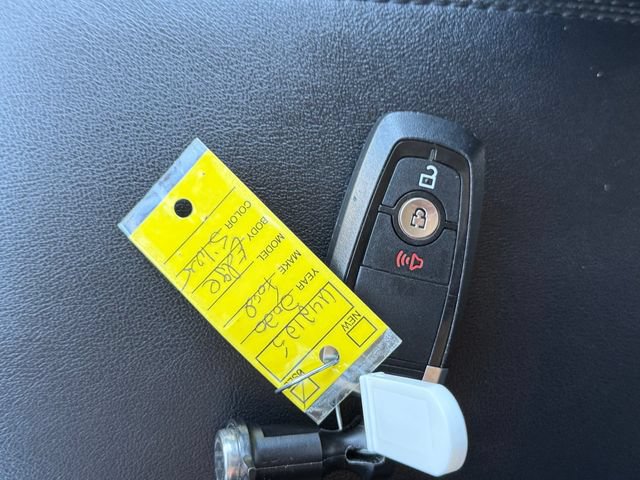 Certified 2020 Ford Edge SEL w/ Cold Weather Package AWD/4WD image 14