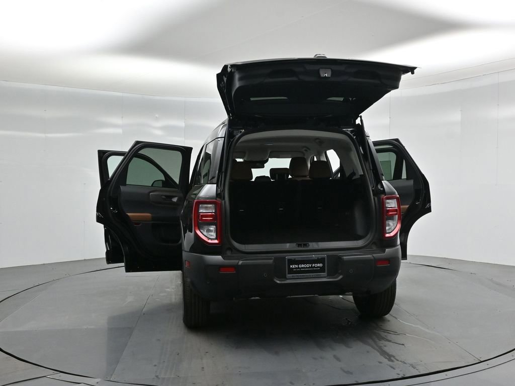 Certified 2025 Ford Bronco Sport Outer Banks w/ Outer Banks Tech Package+ image 60