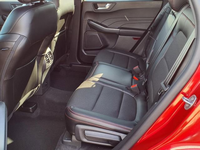 Certified 2026 Ford Escape ST-Line w/ Tech Pack #1 AWD/4WD image 6