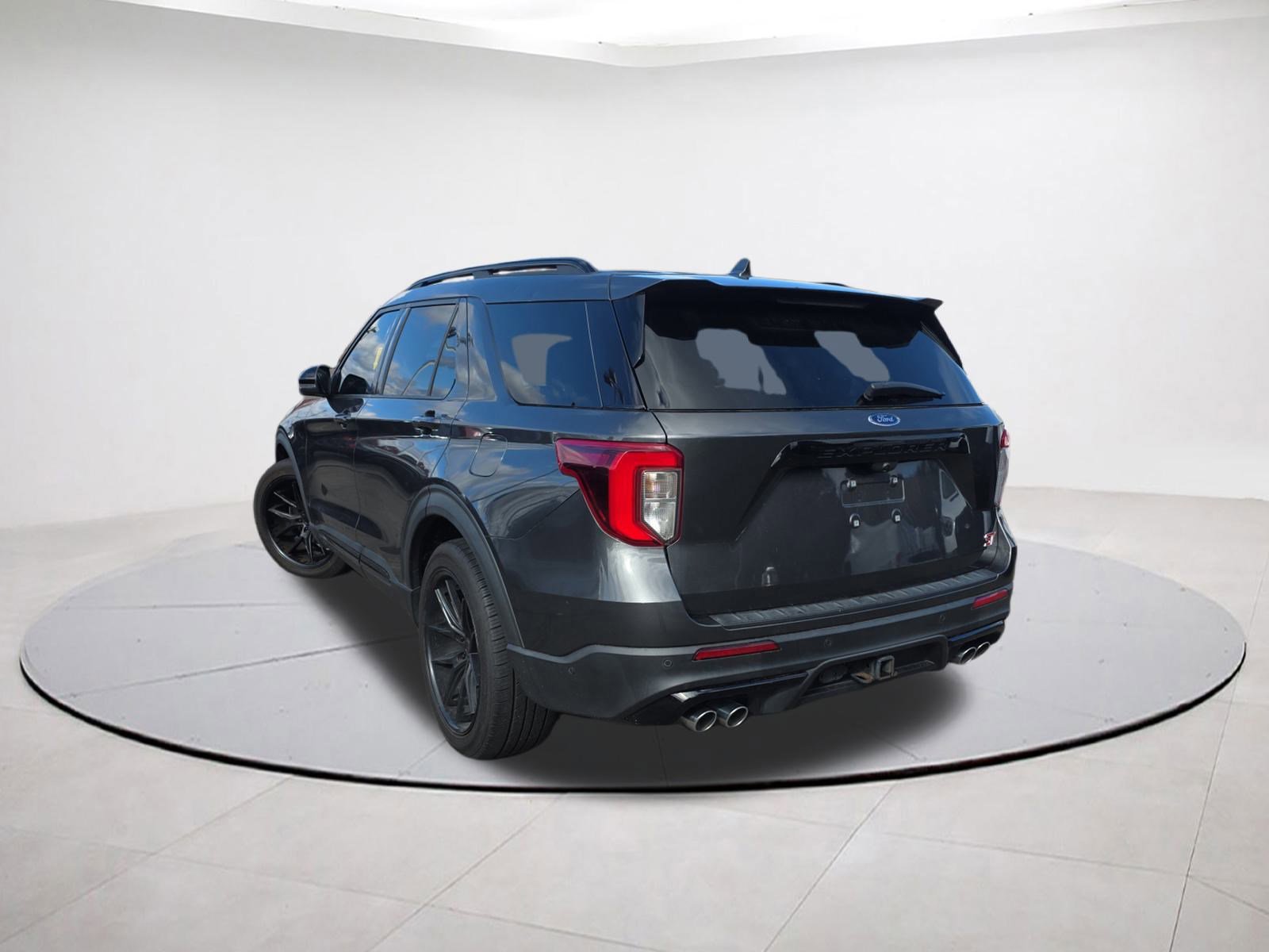 Certified 2020 Ford Explorer ST image 3