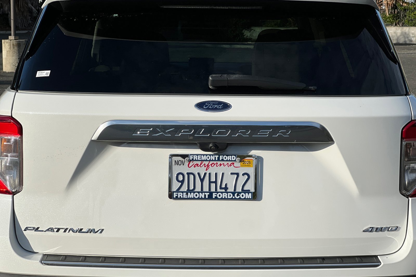 Certified 2022 Ford Explorer Platinum w/ Equipment Group 601A image 5