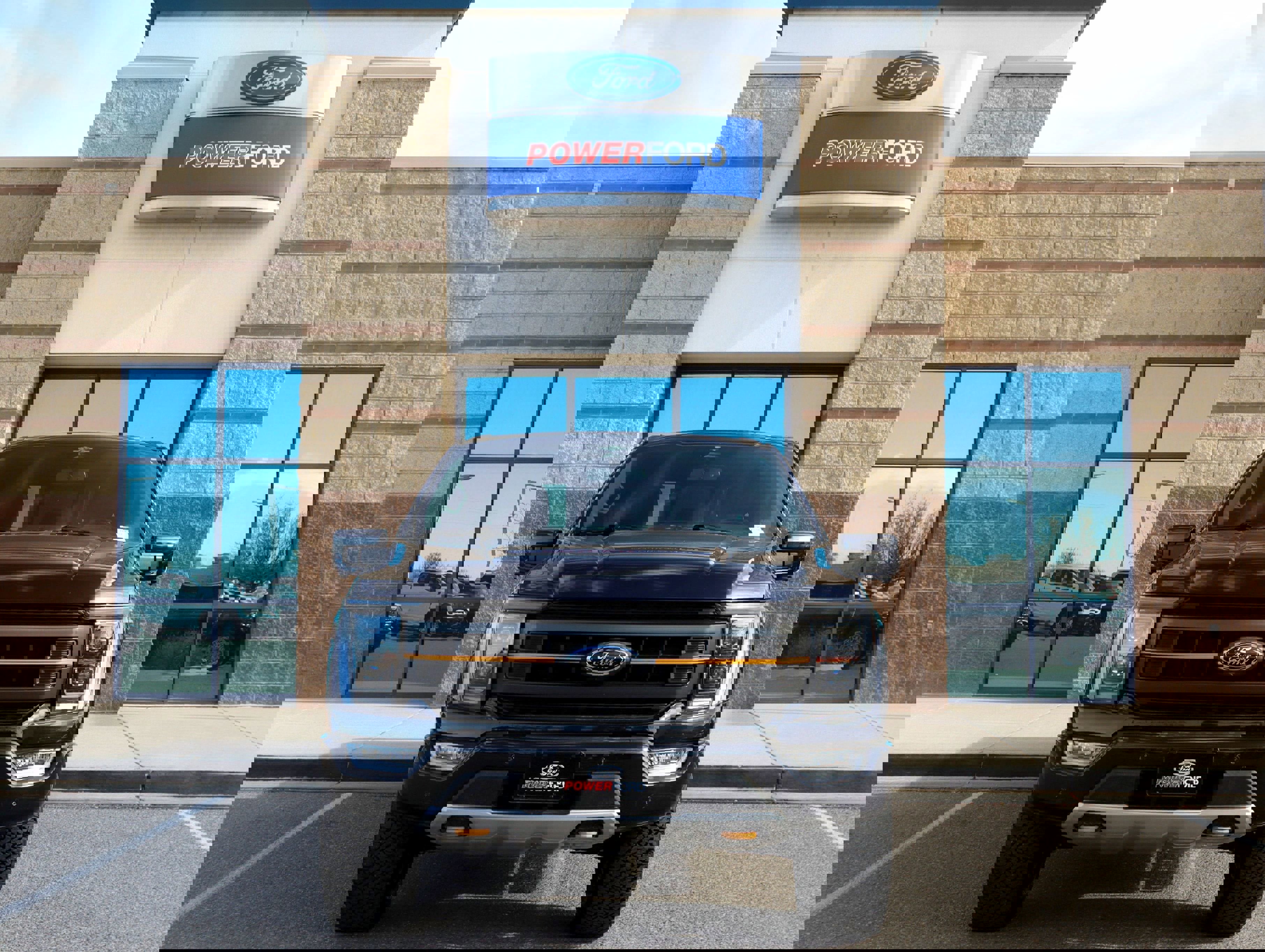 Certified 2023 Ford F150 Tremor w/ Equipment Group 402A High image 3