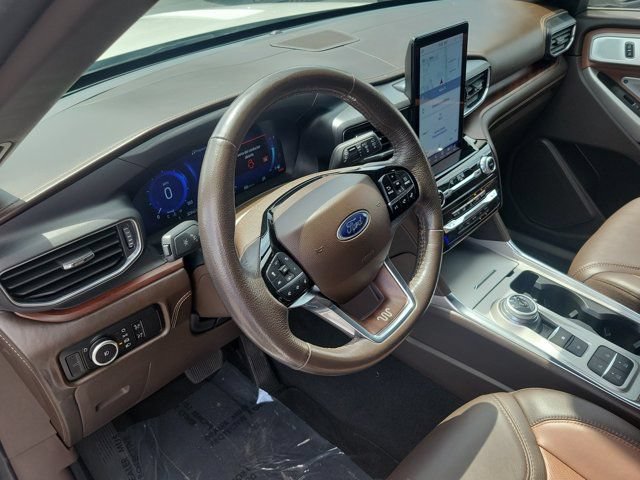 Certified 2023 Ford Explorer King Ranch w/ Technology Package RWD image 19