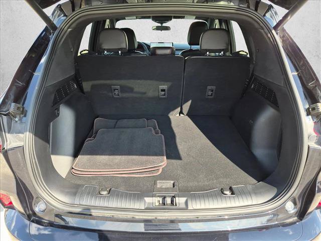 Certified 2023 Ford Escape ST-Line w/ Tech Pack #1 AWD/4WD image 7