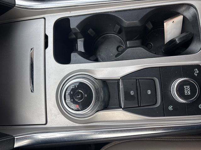 Certified 2024 Ford Explorer XLT w/ Equipment Group 202A AWD/4WD image 15