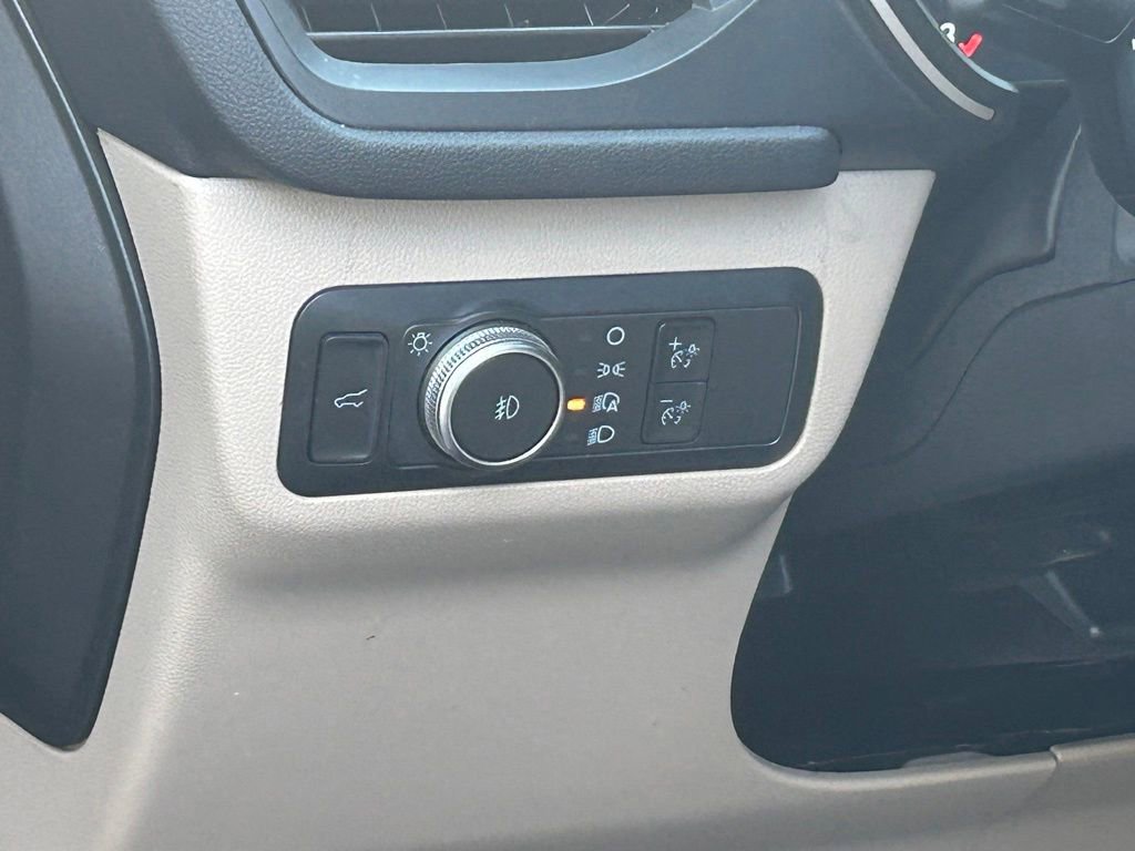 Certified 2022 Ford Escape SEL FWD image 37