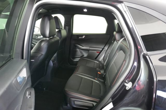 Certified 2025 Ford Escape ST-Line image 18