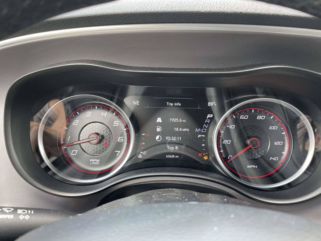 Used 2022 Dodge Charger SXT w/ Leather Interior Group RWD image 29