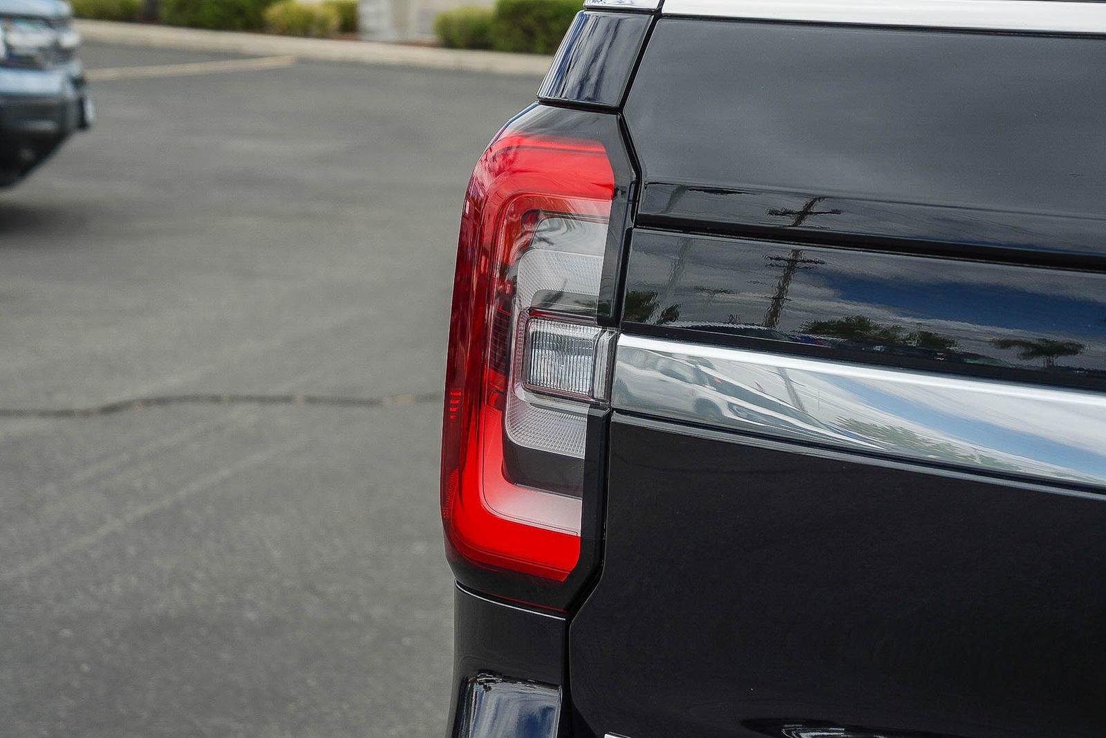 Certified 2023 Ford Expedition Max Platinum AWD/4WD image 7