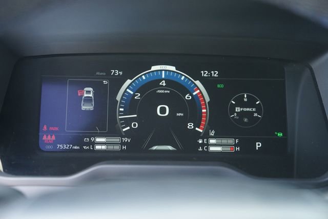 Used 2023 Toyota Tundra Platinum w/ Advanced Package AWD/4WD image 25