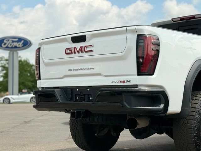 Used 2024 GMC Sierra 2500 AT4X AWD/4WD image 47