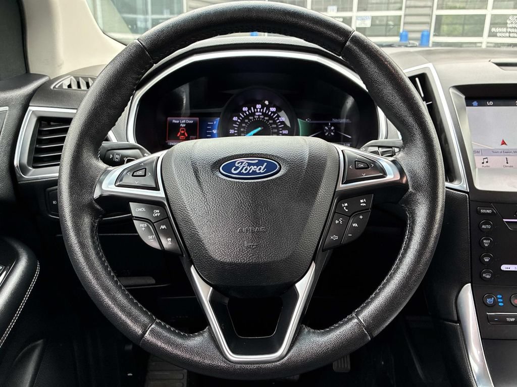 Certified 2019 Ford Edge Titanium w/ Equipment Group 301A AWD/4WD image 20