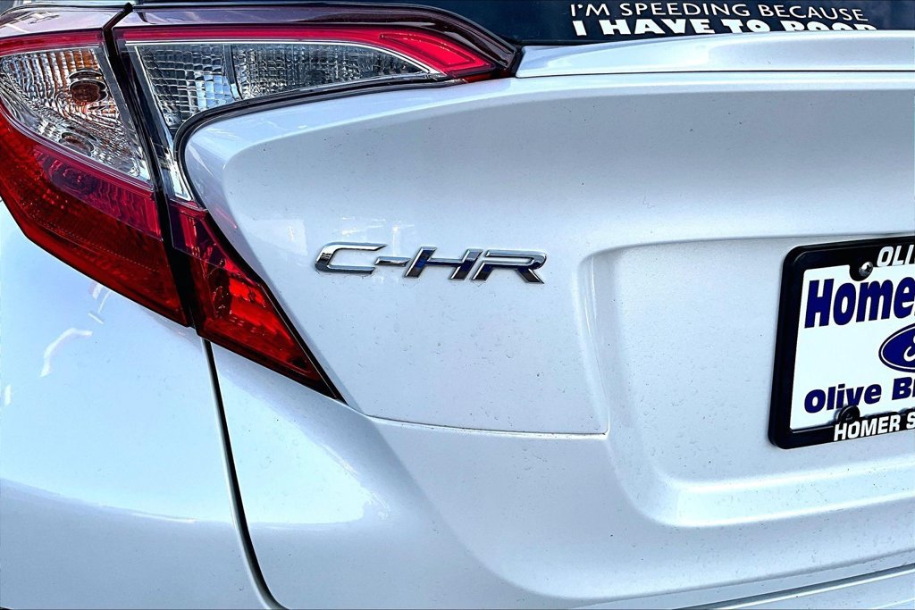 Used 2022 Toyota C-HR XLE FWD image 7