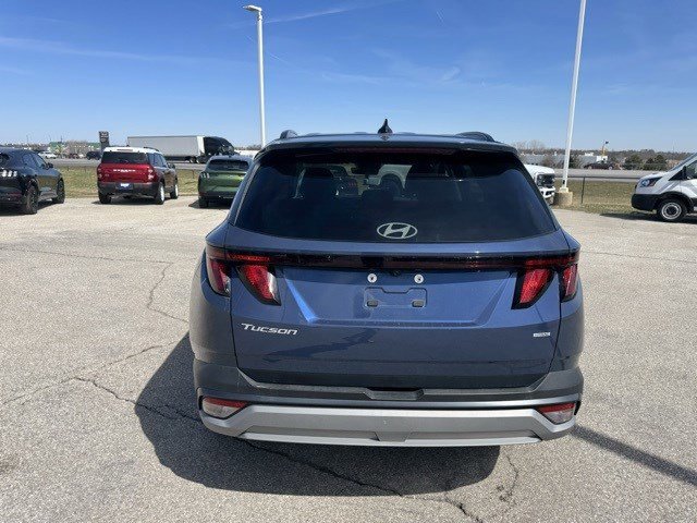 Used 2025 Hyundai Tucson SEL AWD/4WD image 4