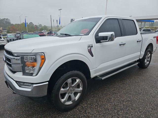 Certified 2022 Ford F150 Lariat w/ Equipment Group 501A Mid AWD/4WD image 4