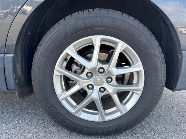 Used 2022 Chevrolet Equinox LS w/ LS Convenience Package FWD image 26