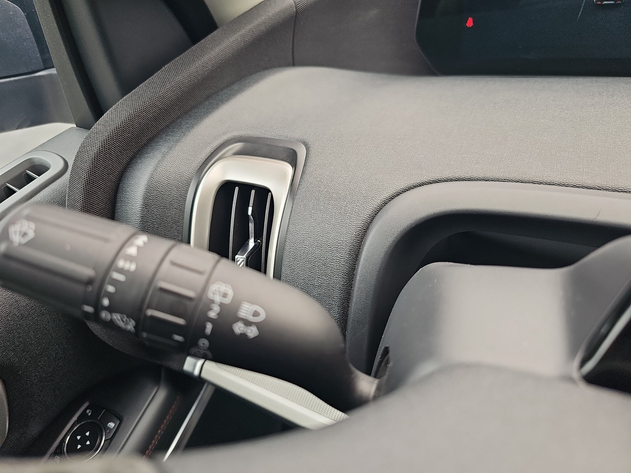 Certified 2025 Ford Expedition Active RWD image 25