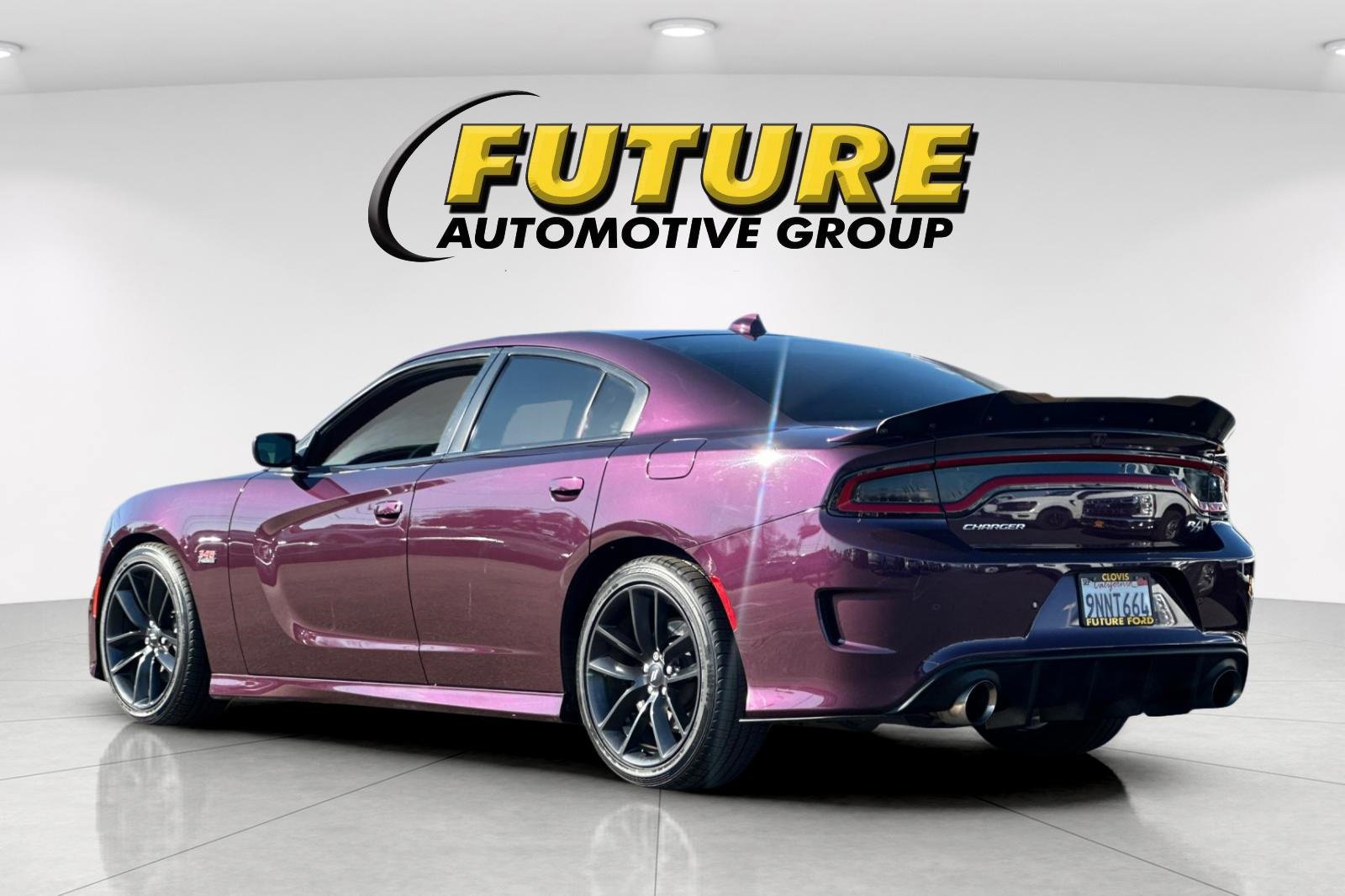 Used 2020 Dodge Charger R/T w/ Performance Handling Group image 3