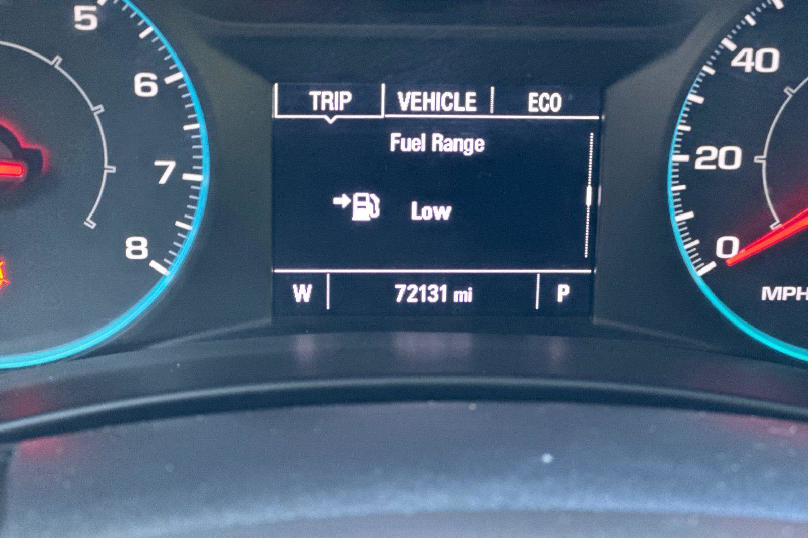 Used 2020 Chevrolet Equinox LS image 22