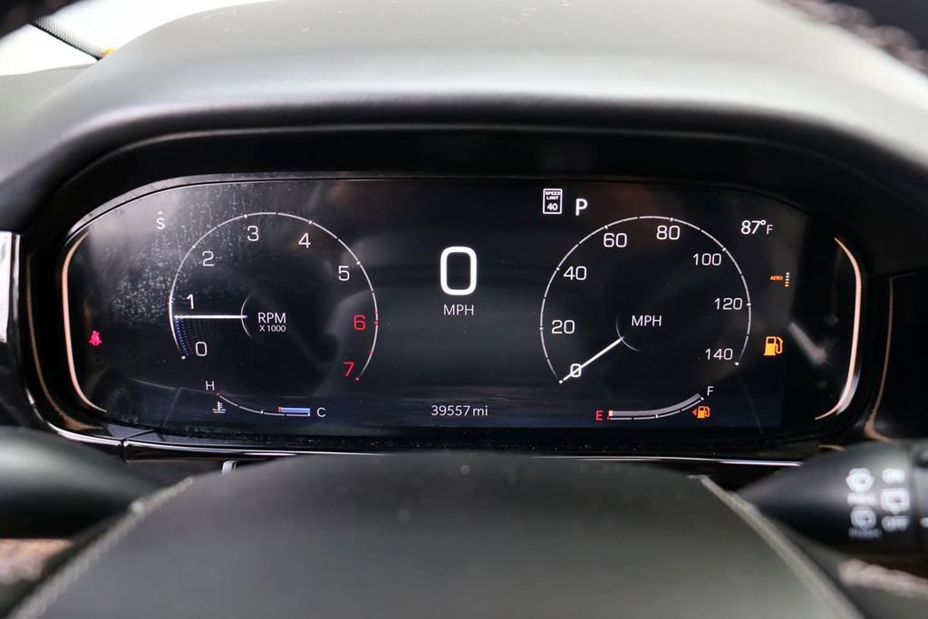 Used 2023 Jeep Grand Wagoneer Series II AWD/4WD image 12