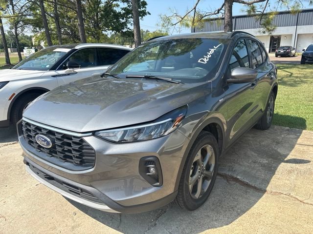 Certified 2025 Ford Escape ST-Line Select AWD/4WD image 1