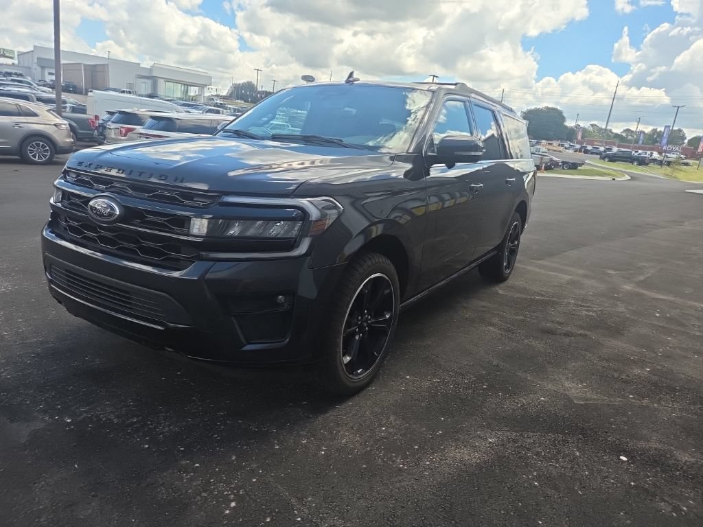 Certified 2023 Ford Expedition Max Limited AWD/4WD image 3