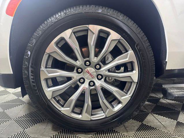 Used 2022 GMC Yukon Denali AWD/4WD image 10