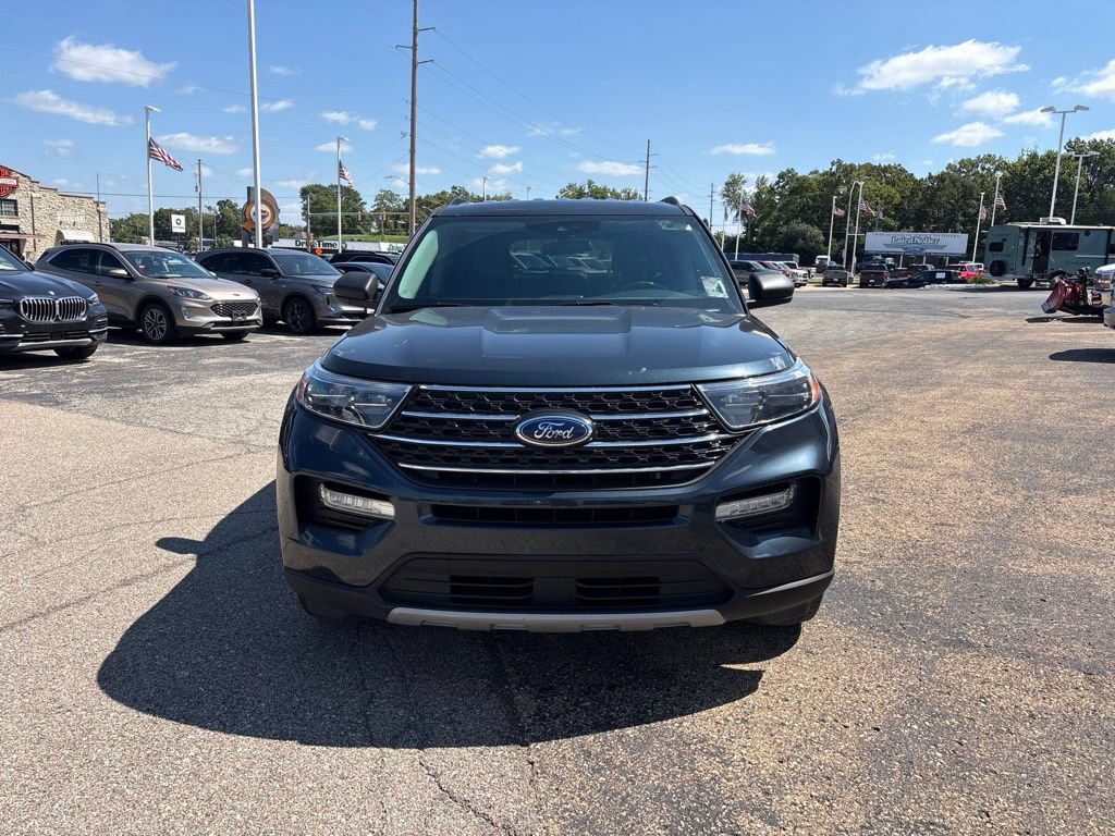 Certified 2023 Ford Explorer XLT w/ Equipment Group 202A AWD/4WD image 2
