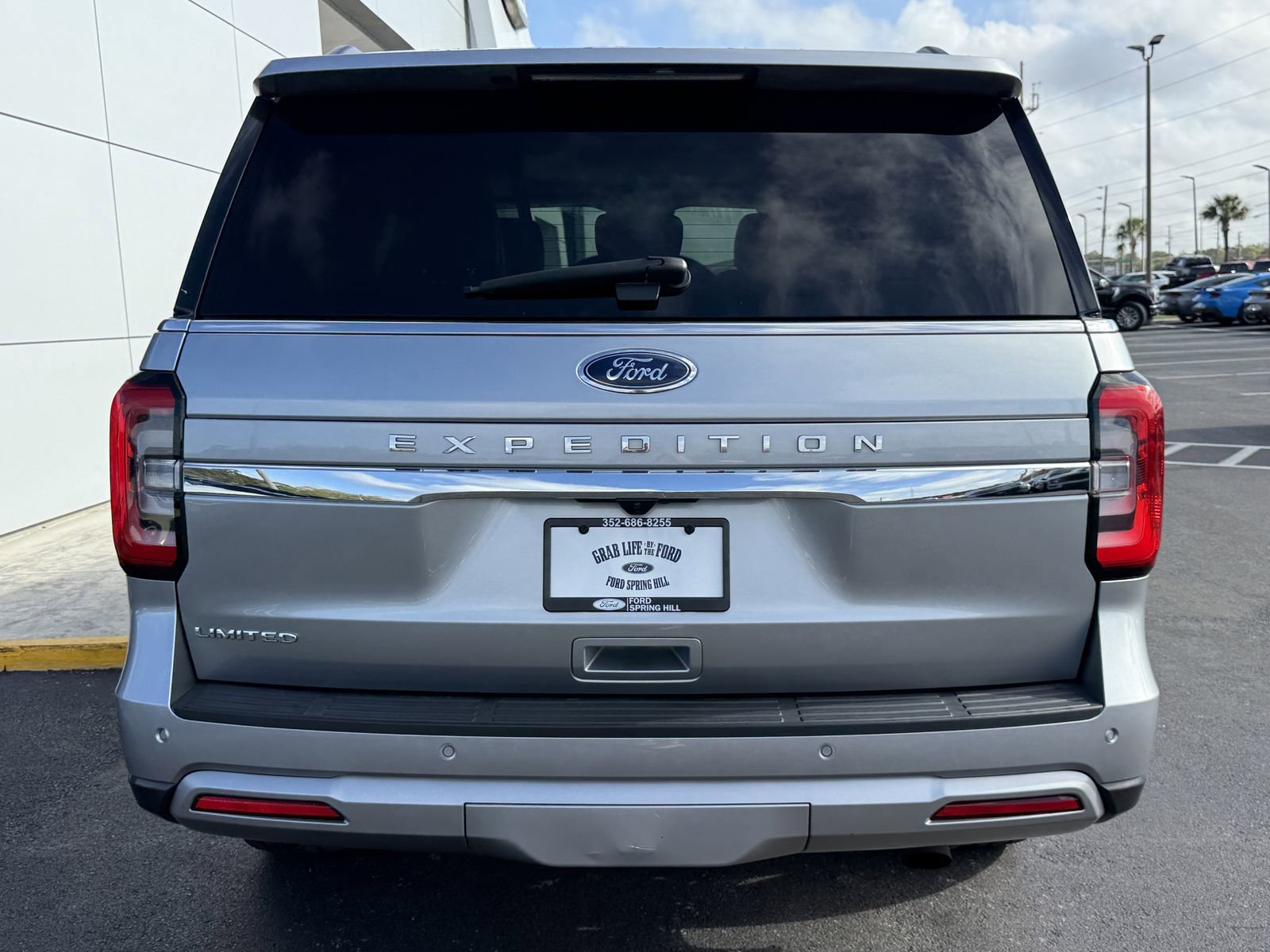 Certified 2024 Ford Expedition Limited image 5