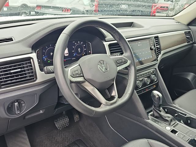 Used 2023 Volkswagen Atlas SE w/ Panoramic Sunroof Package FWD image 11