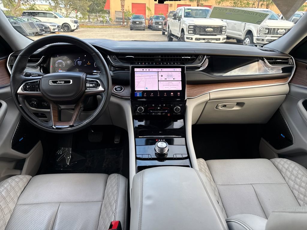 Used 2022 Jeep Grand Cherokee Summit w/ Adv Protech Group IV image 5